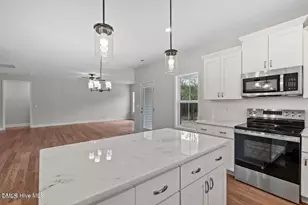 1025 Ivory Ln, West End, NC 27376 - Photo 8