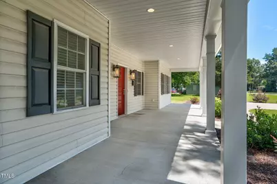 406 S Dennis Street, Enfield, NC 27823 - Photo 4