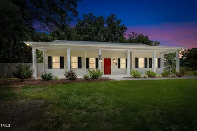 406 S Dennis Street, Enfield, NC 27823 - Photo 2