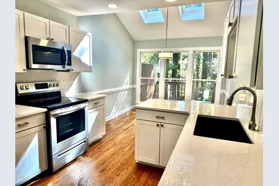 1233 Cranebridge Place, Chapel Hill, NC 27517 - Photo 8