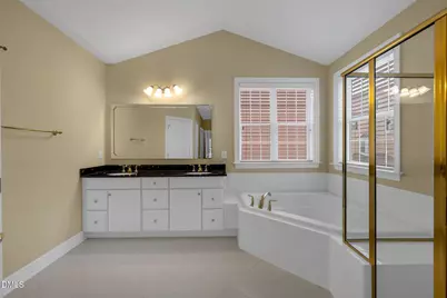 10510 Sablewood Drive #206, Raleigh, NC 27617 - Photo 28