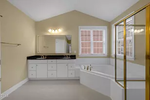 10510 Sablewood Dr, Raleigh, NC 27617 - Photo 28