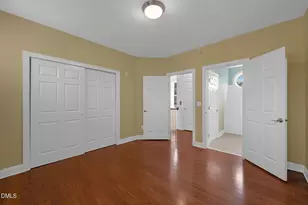 10510 Sablewood Dr, Raleigh, NC 27617 - Photo 38