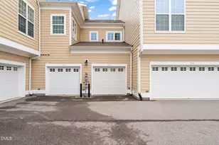 10510 Sablewood Dr, Raleigh, NC 27617 - Photo 42