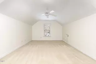 209 Manor Rdg Dr, Carrboro, NC 27510 - Photo 24