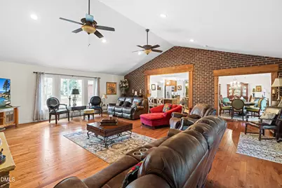 335 Sprunt Drive, Clinton, NC 28328 - Photo 16