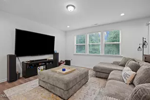 128 N Davinhall Dr N, Fuquay Varina, NC 27526 - Photo 24