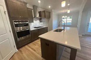 8 Bee Balm Ct, Youngsville, NC 27596 - Photo 10