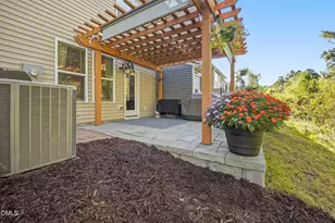 206 Vista Creek Pl, Cary, NC 27511 - Photo 4