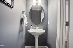 206 Vista Creek Pl, Cary, NC 27511 - Photo 18