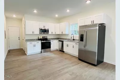 1707 Glenn Street, Burlington, NC 27217 - Photo 6