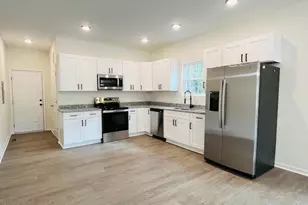 1707 Glenn St, Burlington, NC 27217 - Photo 6