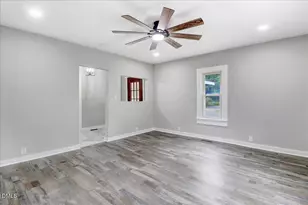 205 E Carolina St, Fremont, NC 27830 - Photo 14