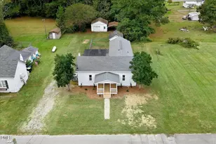 205 E Carolina St, Fremont, NC 27830 - Photo 10