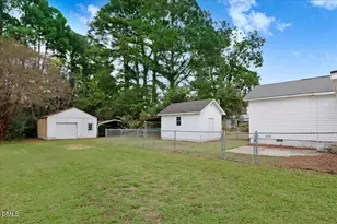 205 E Carolina St, Fremont, NC 27830 - Photo 34