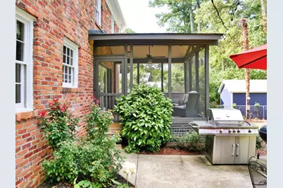 5017 Sandlewood Drive, Raleigh, NC 27609 - Photo 14