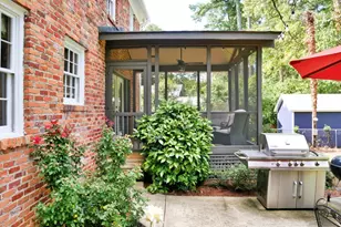 5017 Sandlewood Dr, Raleigh, NC 27609 - Photo 14