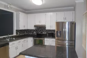 104 Charter Ct, Cary, NC 27511 - Photo 8