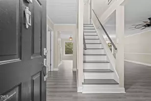 804 W Scotsdale Rd, Laurinburg, NC 28352 - Photo 6