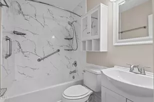 804 W Scotsdale Rd, Laurinburg, NC 28352 - Photo 24