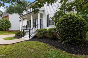 100 Citrus Pl, Cary, NC 27519 - Photo 6