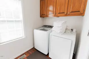 105 Foxbury Dr, Garner, NC 27529 - Photo 14