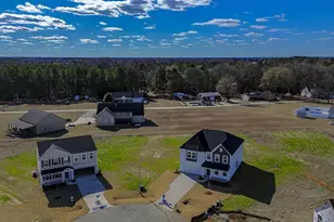 88 Osgood St, Angier, NC 27501 - Photo 4