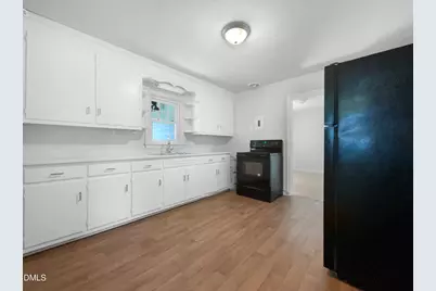 5107 Tulip Drive, Fayetteville, NC 28304 - Photo 8