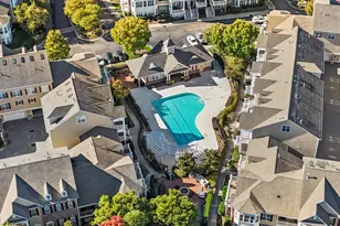 10210 Sablewood Dr, Raleigh, NC 27617 - Photo 2