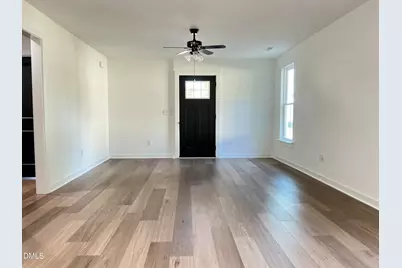 512 Crump St Street, Smithfield, NC 27577 - Photo 4