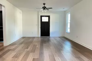 512 Crump St St, Smithfield, NC 27577 - Photo 4