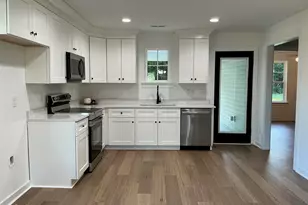 518 Crump St St, Smithfield, NC 27577 - Photo 4