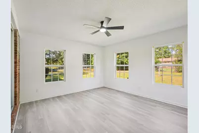 7522 Bridgeman Drive, Fayetteville, NC 28303 - Photo 24