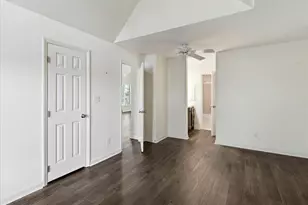 741 Bishops Park Dr, Raleigh, NC 27605 - Photo 32