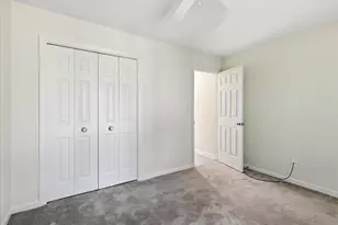 741 Bishops Park Dr, Raleigh, NC 27605 - Photo 38