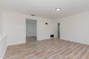 325 Bainbridge Cir, Garner, NC 27529 - Photo 8