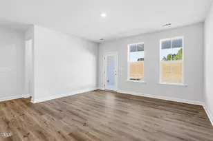 408 White Oak Gdn Wy, Garner, NC 27529 - Photo 6