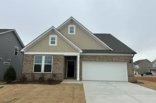 649 Hipwood Dr, Zebulon, NC 27597 - Photo 2