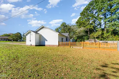110 Rose Circle, Dunn, NC 28334 - Photo 34