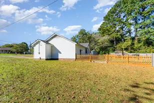 110 Rose Cir, Dunn, NC 28334 - Photo 34