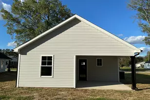 510 Crump St St, Smithfield, NC 27577 - Photo 6