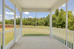 1033 Bolton Pointe Dr, Zebulon, NC 27597 - Photo 16