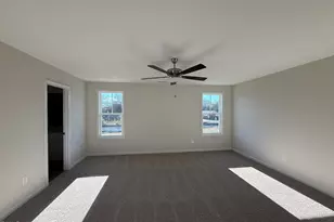 22 E Emily Gardens Dr, Selma, NC 27576 - Photo 6