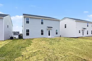 22 E Emily Gardens Dr, Selma, NC 27576 - Photo 28