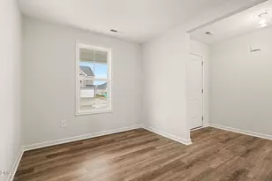 22 E Emily Gardens Dr, Selma, NC 27576 - Photo 6