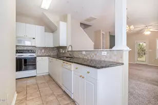 2116 Metacomet Way, Raleigh, NC 27604 - Photo 8