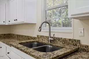 922 Hummingbird Rd, Four Oaks, NC 27524 - Photo 16