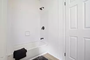 27 Tryon Ct W, Spring Lake, NC 28390 - Photo 24