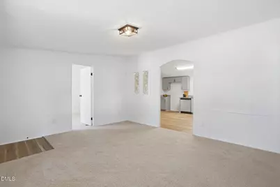 27 Tryon Ct W, Spring Lake, NC 28390 - Photo 8