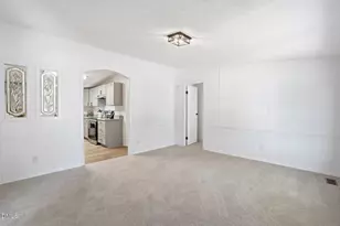 27 Tryon Ct W, Spring Lake, NC 28390 - Photo 6